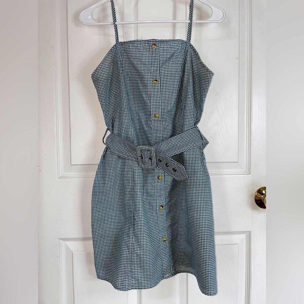 Blue checkered dress. Size small. Comes with a belt.
